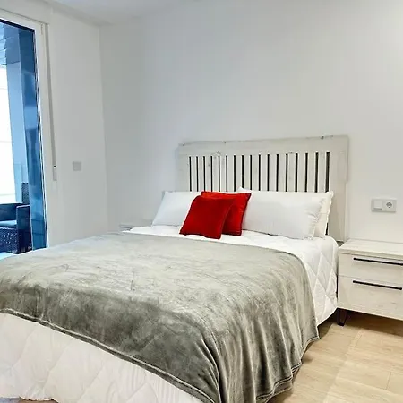 Apartman Jacinto Benavente 15, 1l Con Parking Gratis By Ybh *