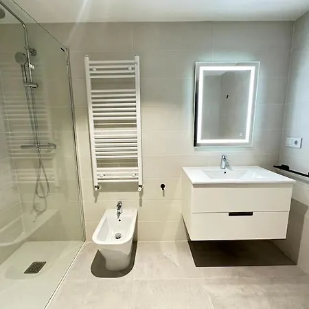 Jacinto Benavente 15, 1l Con Parking Gratis By Ybh Vigo